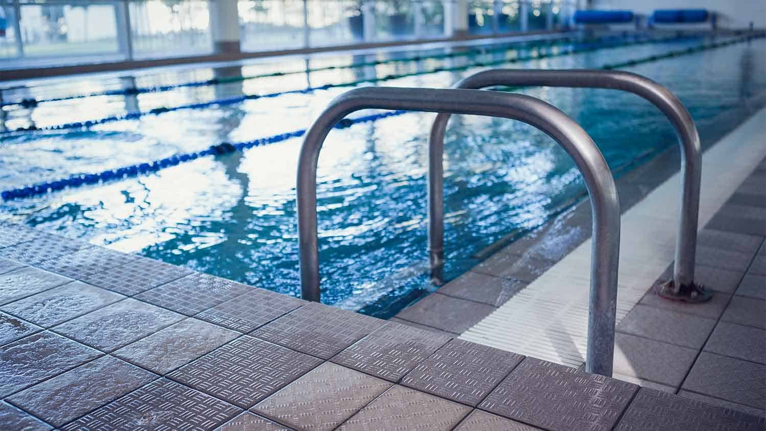 Empty swimming pool